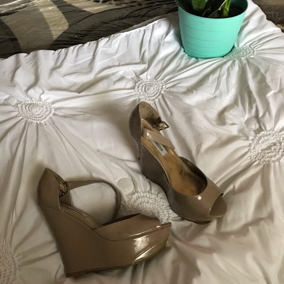 Steven Madden - Picture 1 of 3